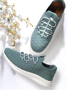 Pull On Sneaker
