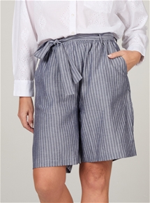 Belted Pull On Short